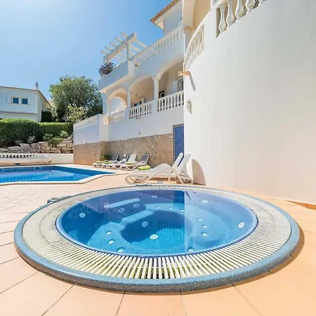 Villa Sleeps 6 Air Con Wifi Salema