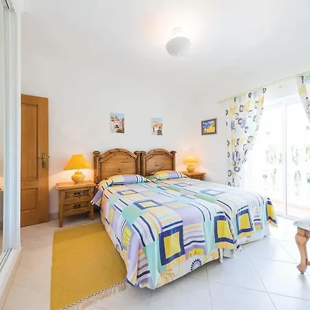 Sleeps 6 Air Con Wifi * 塞勒玛